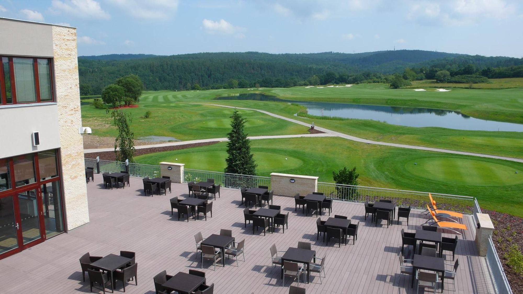 Hotel Beroun Golf Club Exterior foto